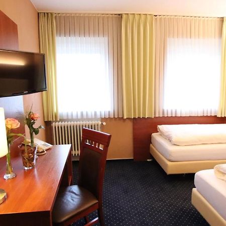 Hotel Wahlster Sarrebruck Extérieur photo