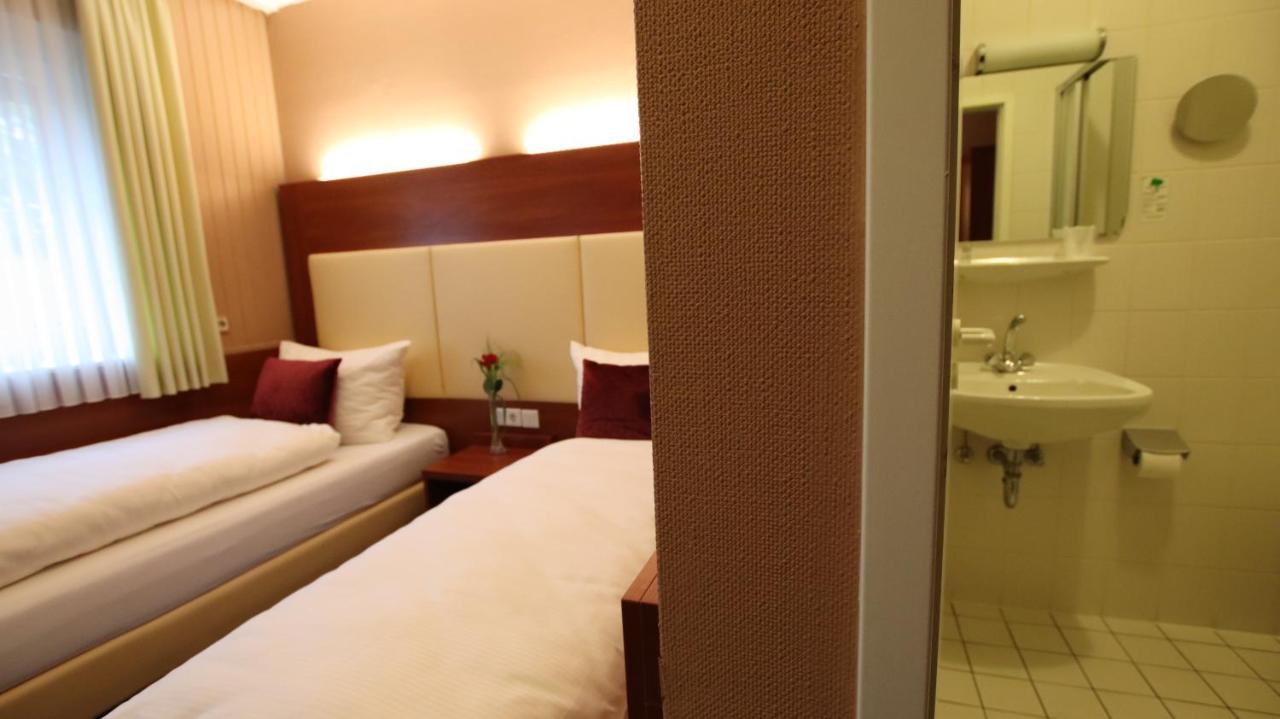Hotel Wahlster Sarrebruck Extérieur photo